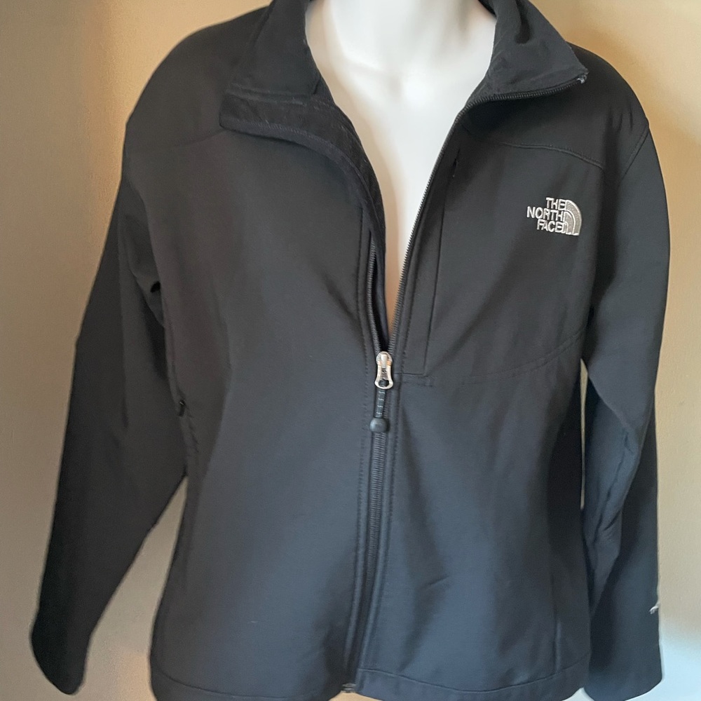 The North Face women’s zip up jacket